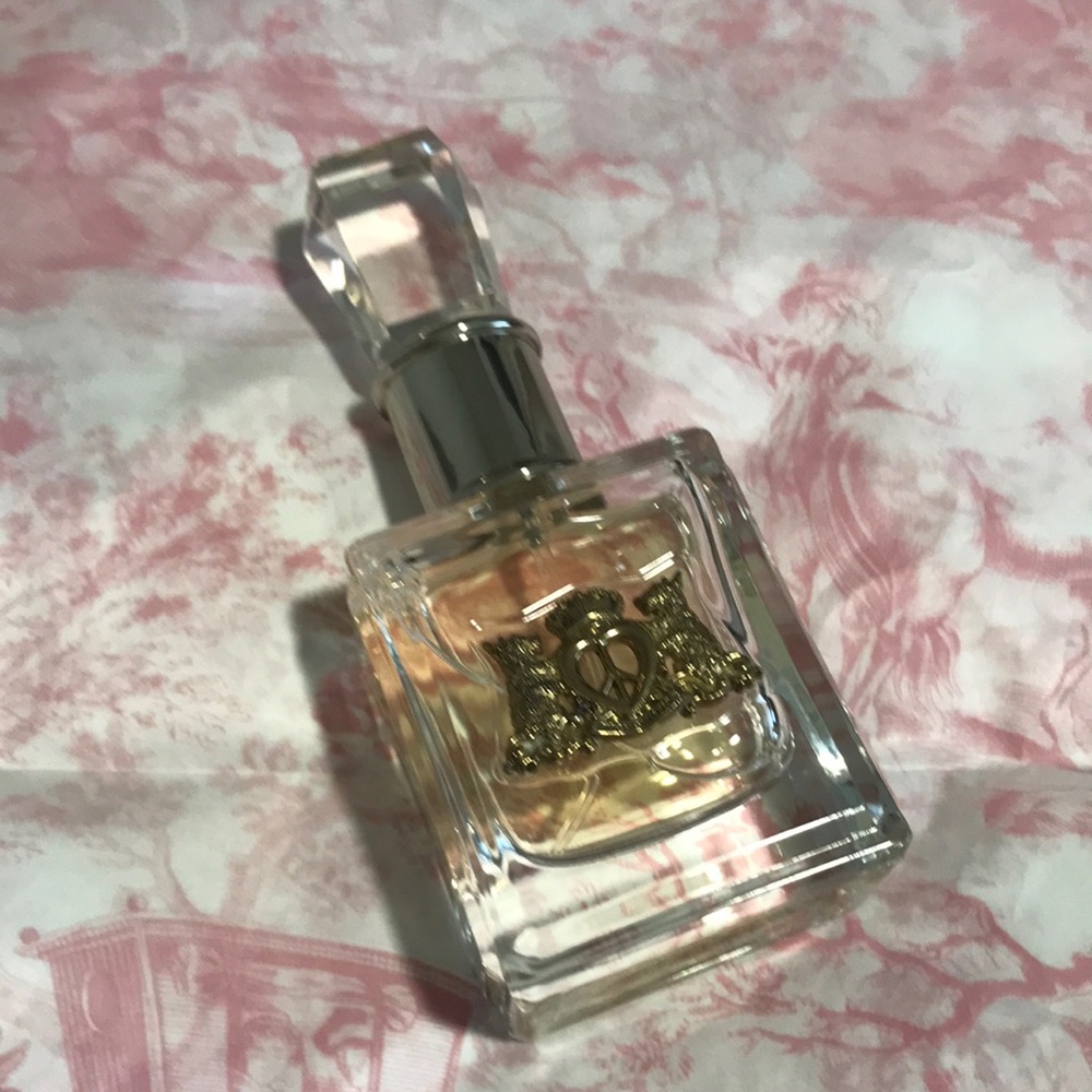 Peace love and juicy couture 30 M.L. E.d.p.